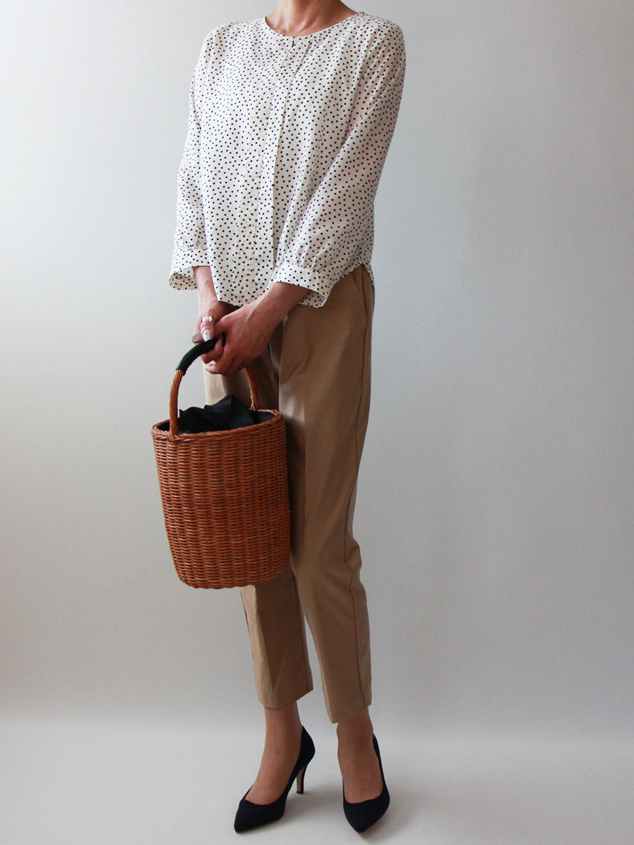 【709】センタータックブラウス