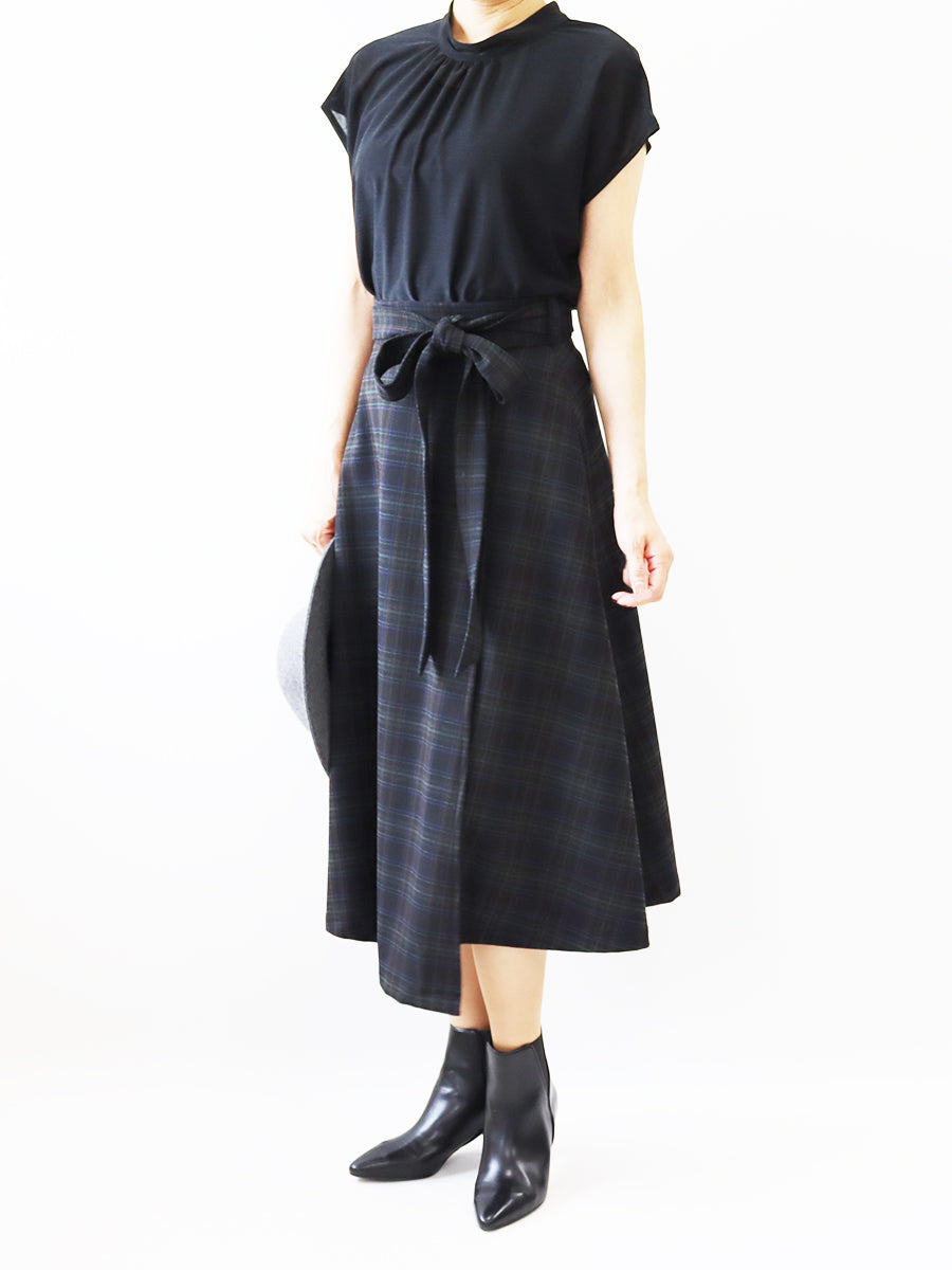 [877] Gathered mermaid skirt