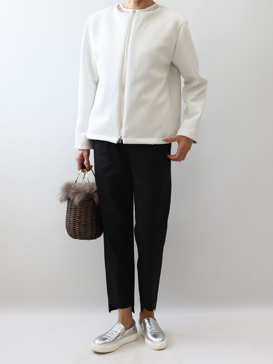 [802] One-hook jacket