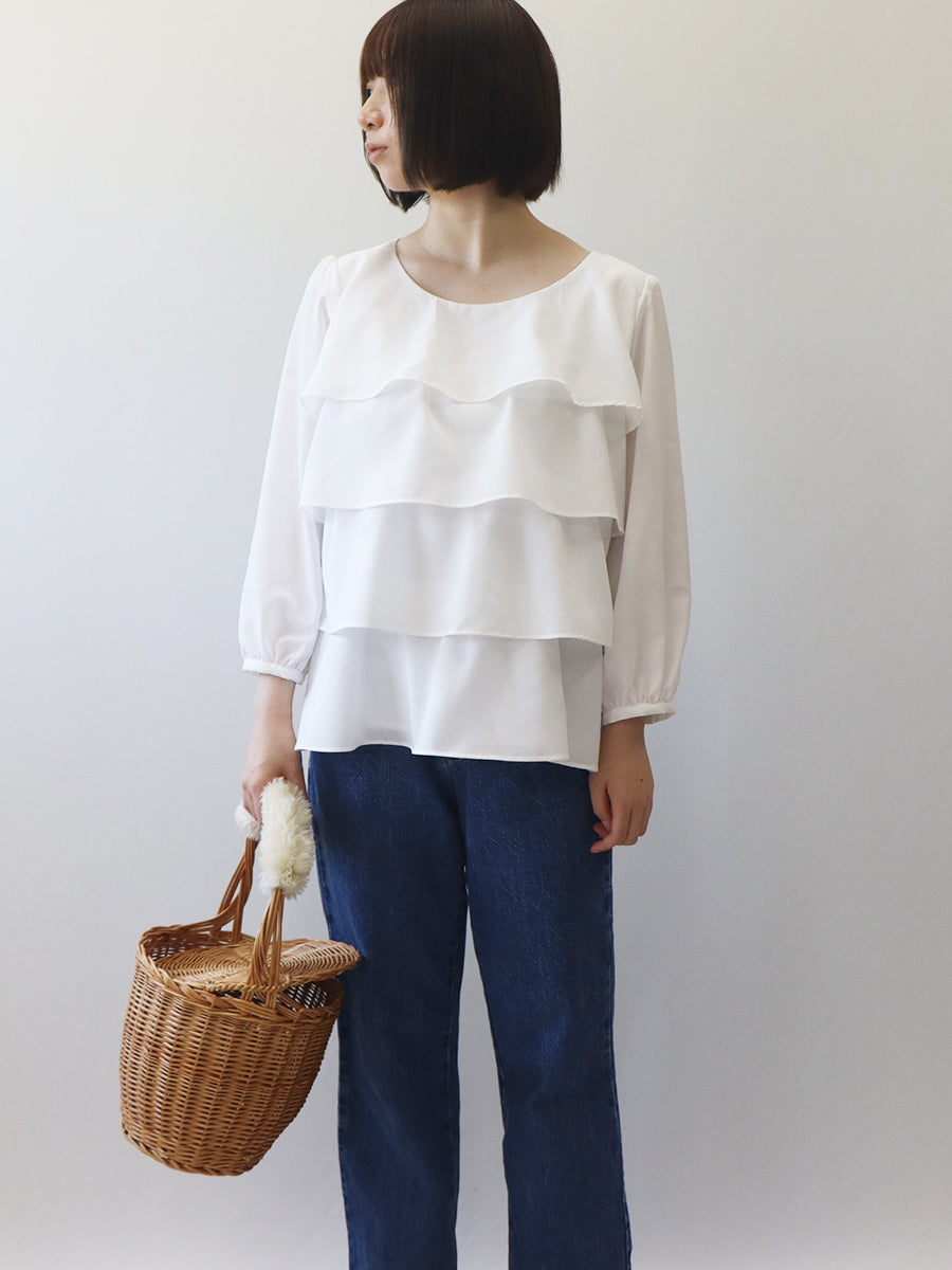 [808] Wrap blouse