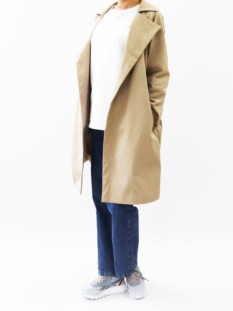 [569] Trench coat with yoke