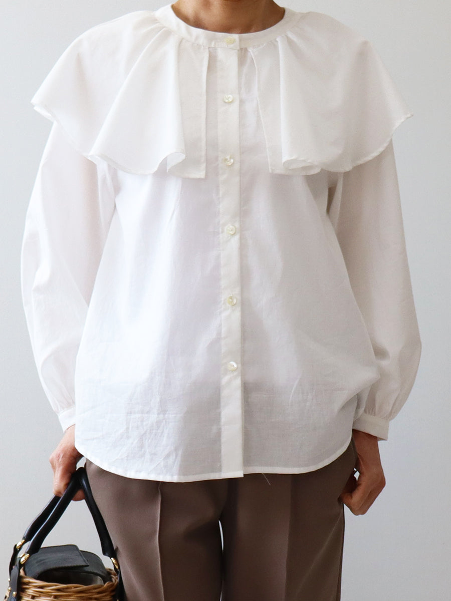 [854] Raglan blouse with ruffle collar