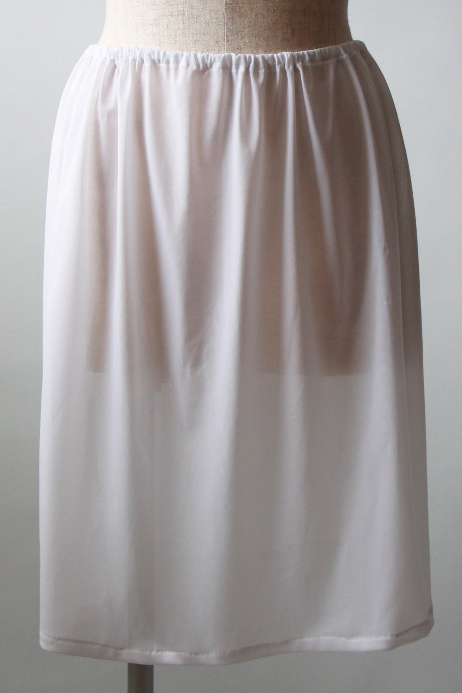 [575] Petticoat slip dress