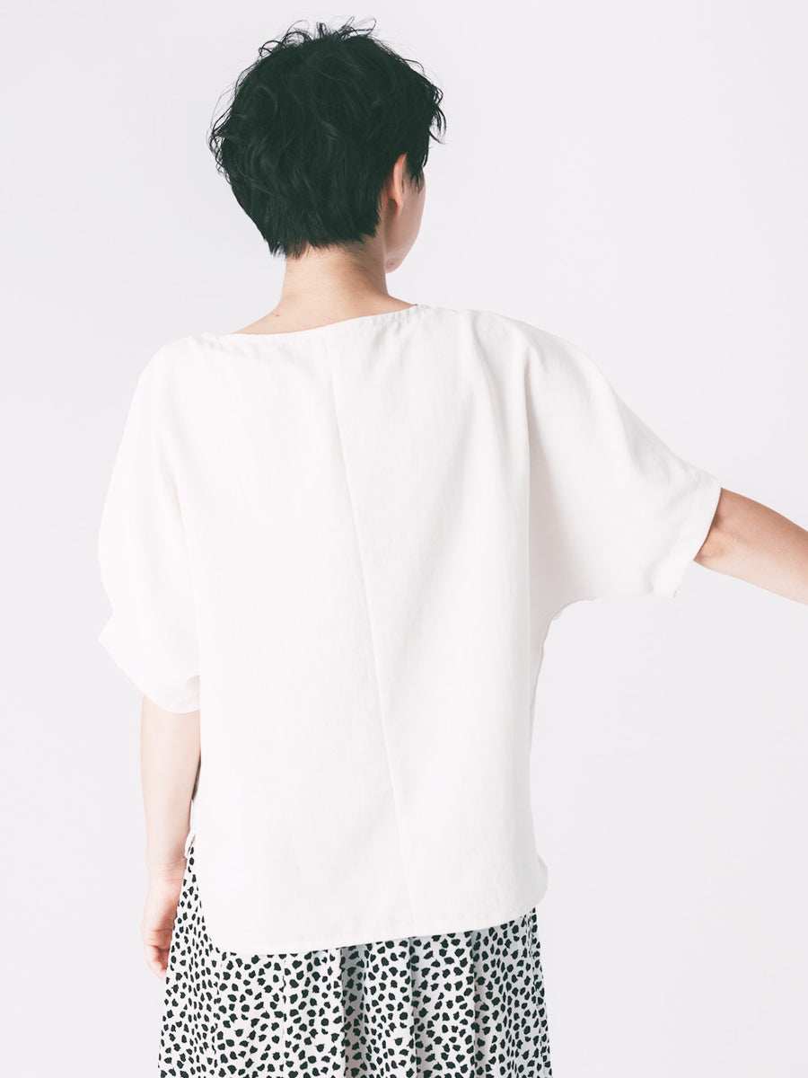 [733] Puff sleeve style dolman blouse