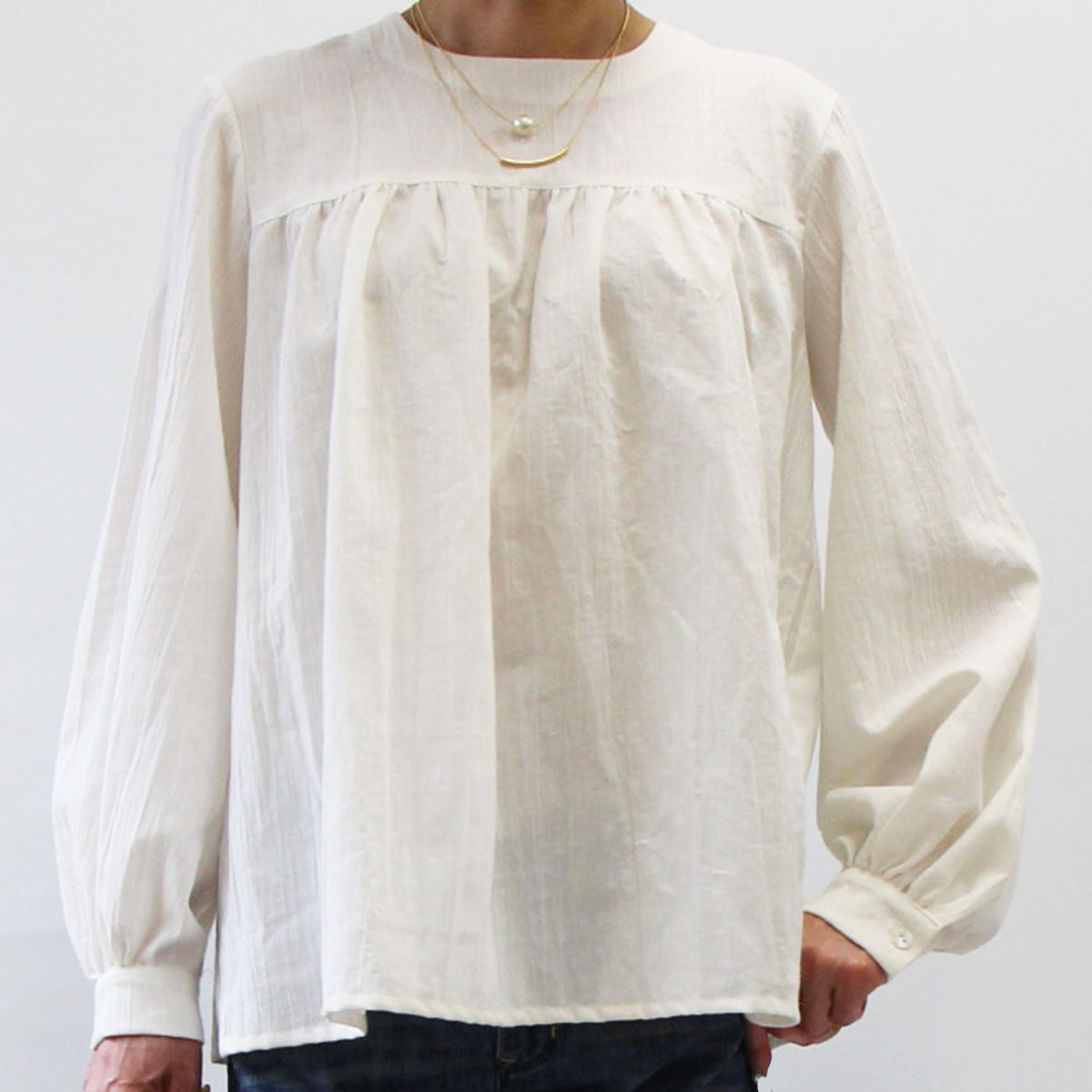 [641] Gather puff sleeve blouse (2 neck set)