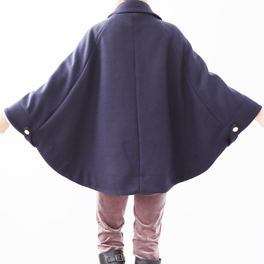 [372] Long cape coat